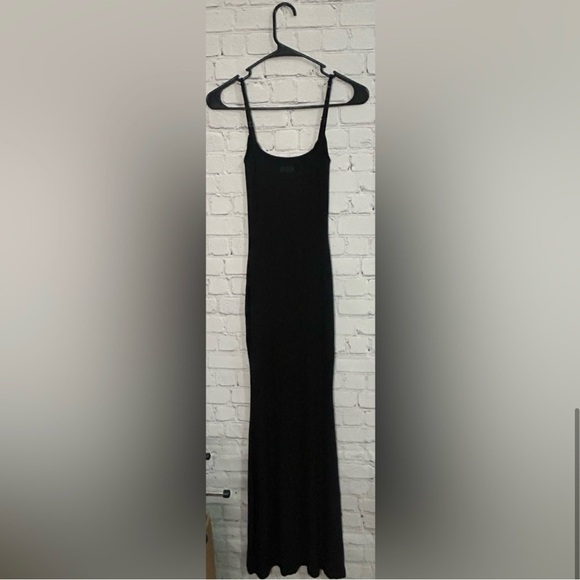 NWOT SKIMS SOFT LOUNGE RIBBED DRESS COLOR ONYX SIZE SMALL - Picture 6 of 6